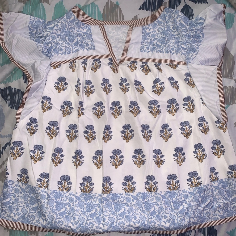 Floral Print Blouse with Ruffle Sleeves